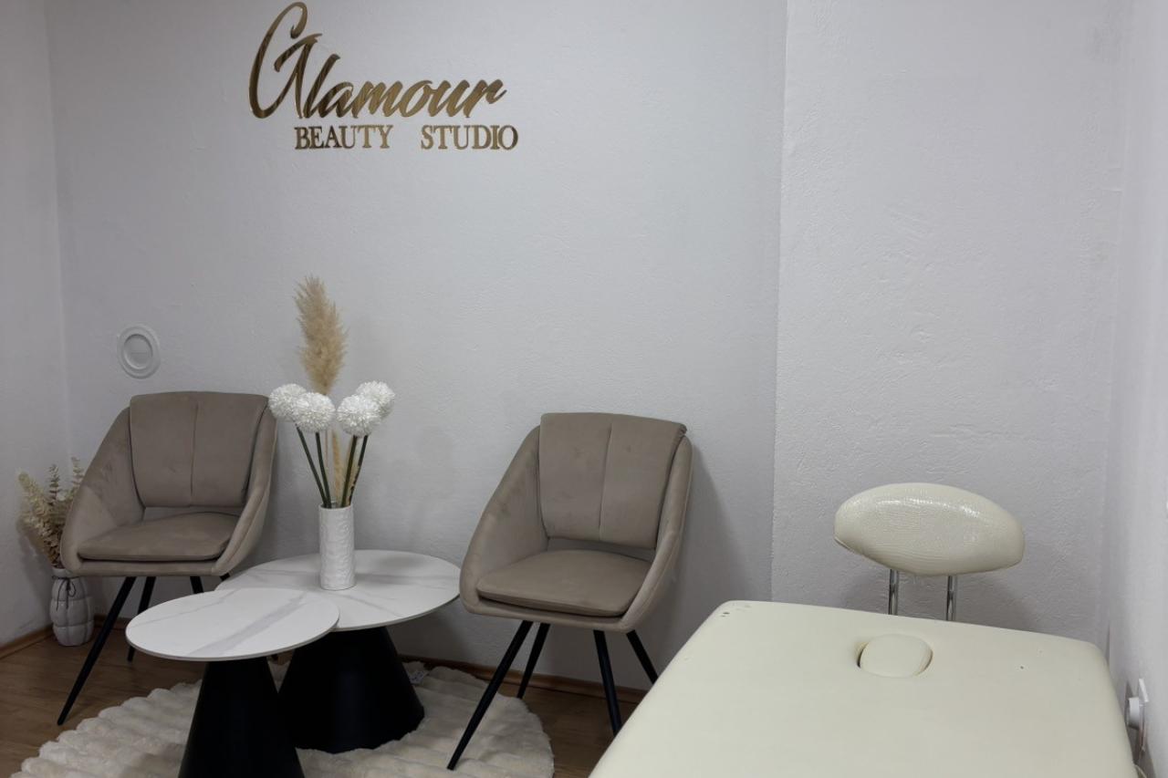 Glamour beauty studio